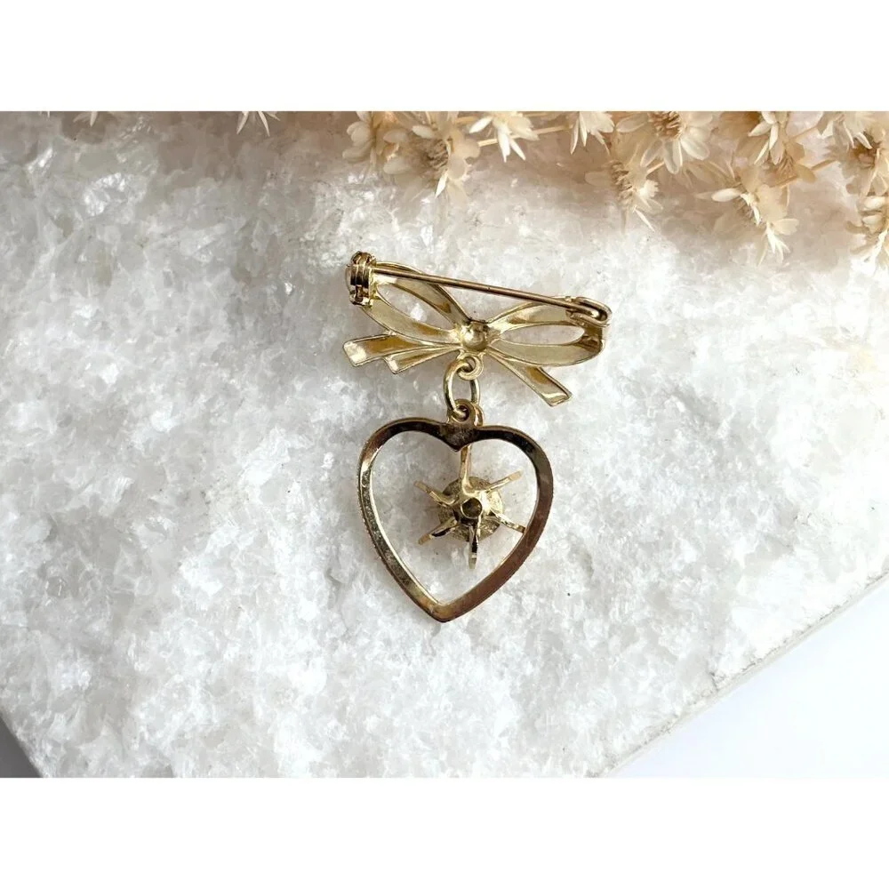 Gold Toned Matte Ribboned Bow Heart Shaped Orange Rhinestoned  Brooch